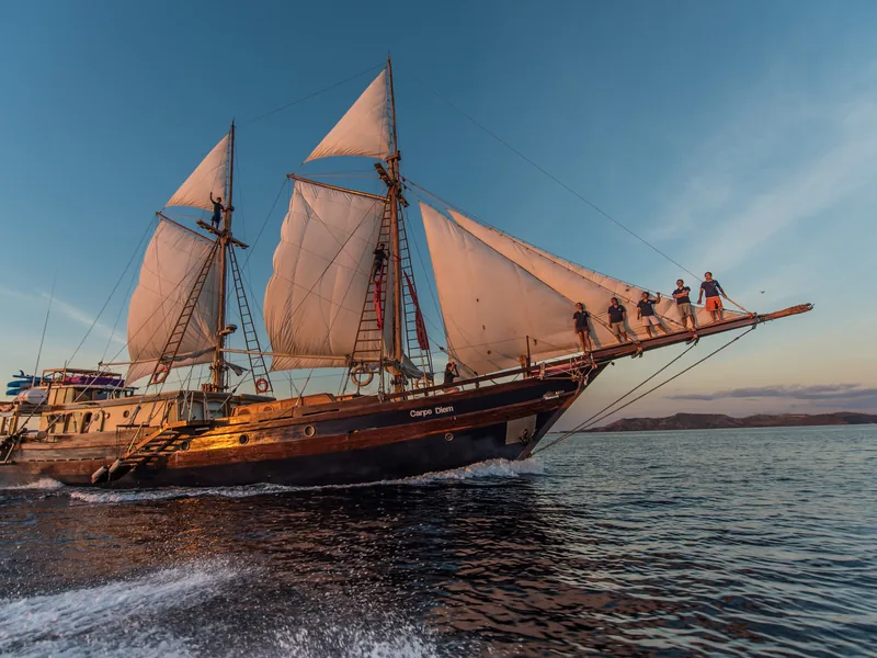 Carpe Diem — private charter yacht, exterior