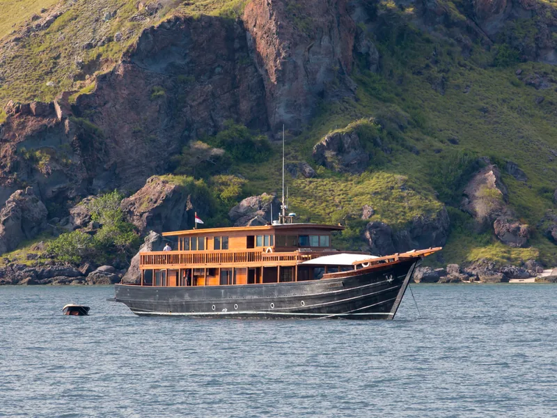 Mahodaya — private charter yacht, exterior