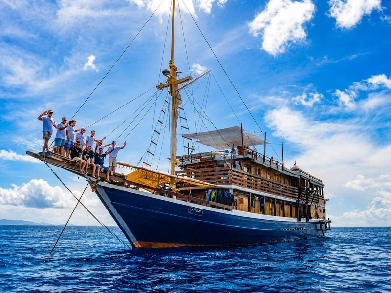 Mari — private charter yacht, exterior