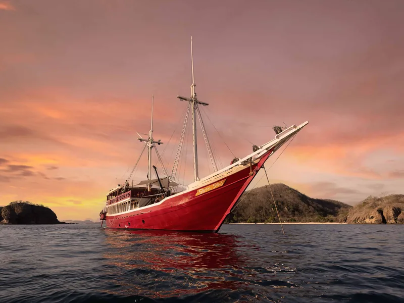Seven Seas — private charter yacht, exterior